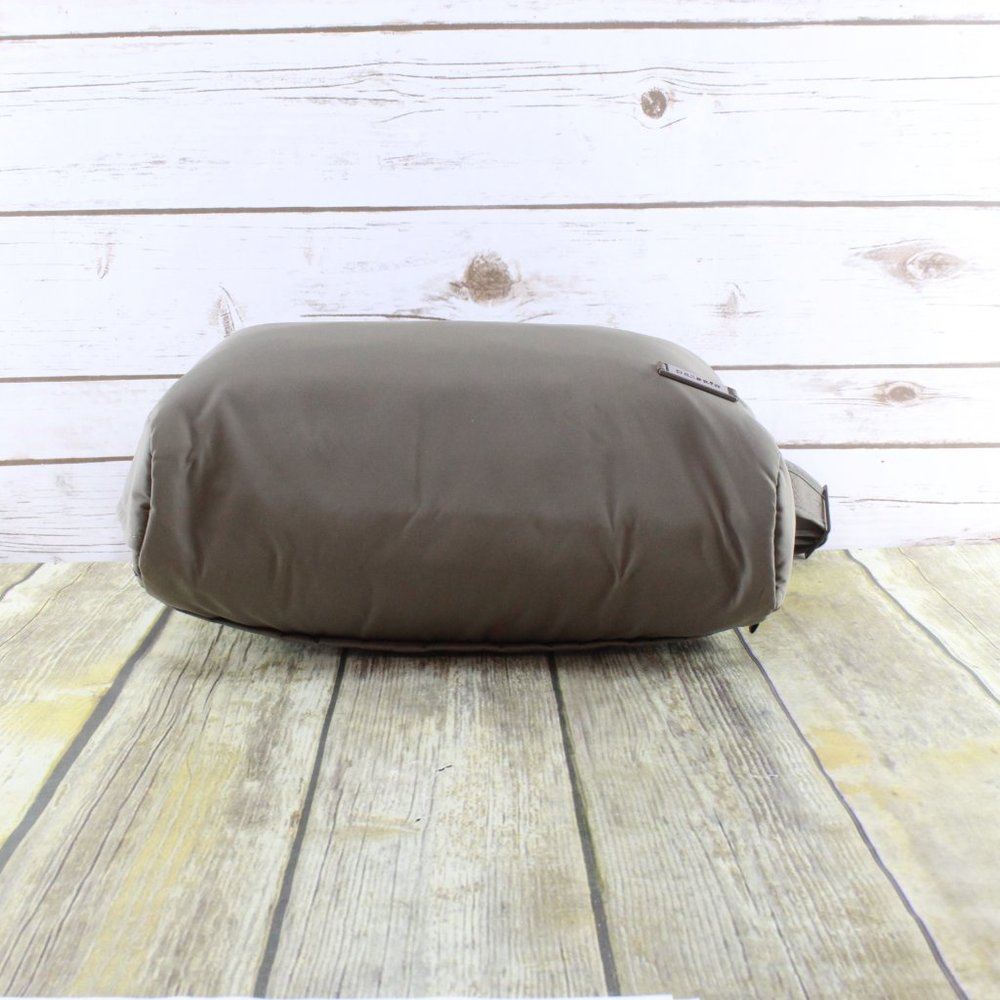 SALE! PacSafe Women's Brown Anti-Theft Shoulder Bag Size - Picture 5 of 8